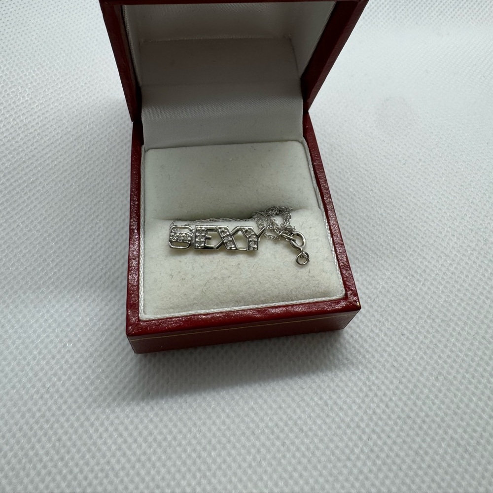 10k diamond necklace